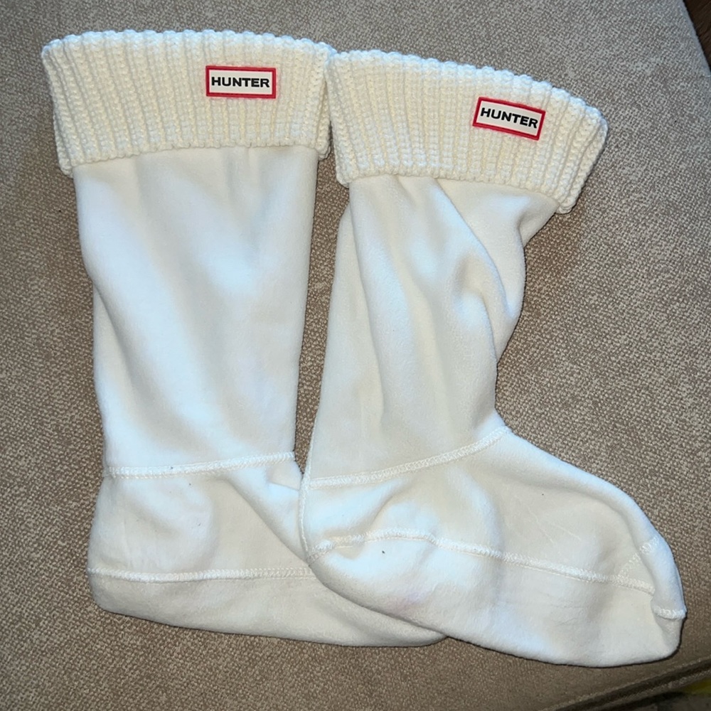 Like New! White Cable Knit Hunter Boot Socks